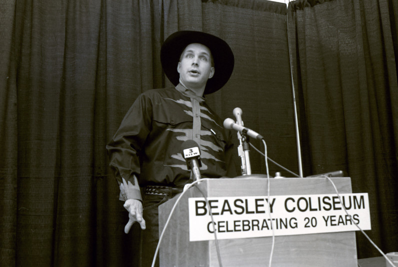 Garth Brooks celebrating 20 years of Beasley Coliseum